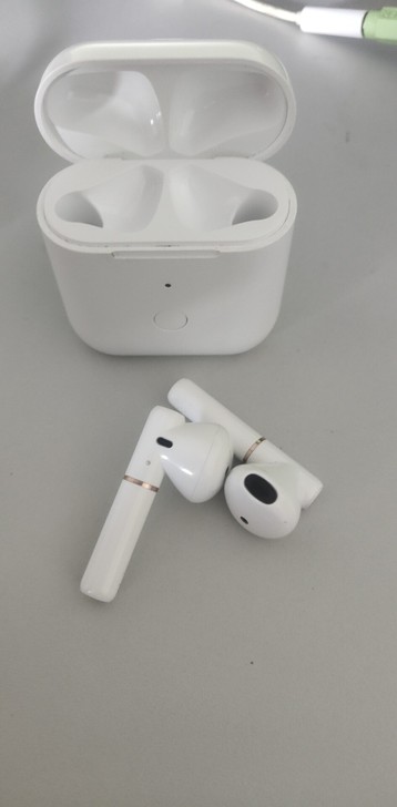 京东自营店买的QCY T8，蓝牙耳机中的性...