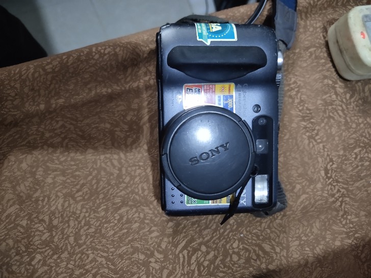 SONY数码相机DSC-S85,原装无修,...