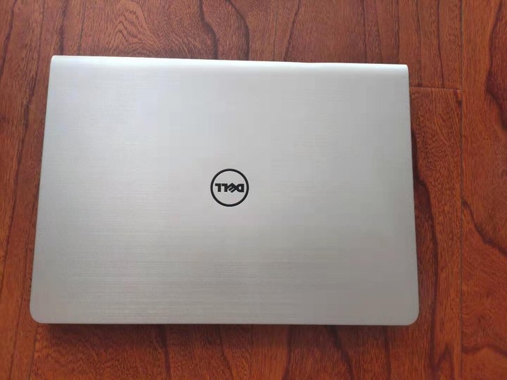 出闲置 戴尔笔记本