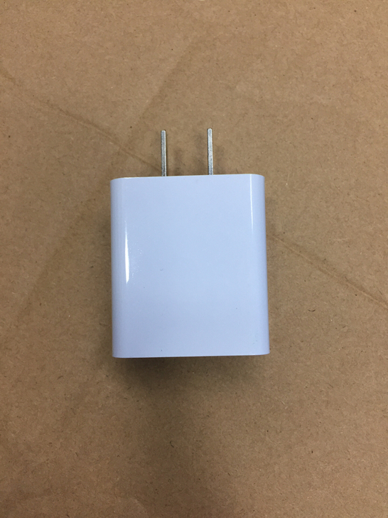 手机充电器 电源适配器5V-2A充电头