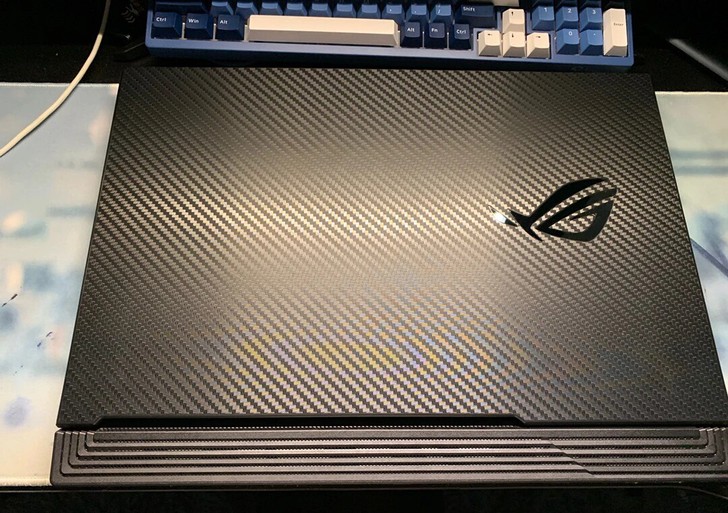 华硕 ROG 魔霸3Plus 玩家国度 笔...