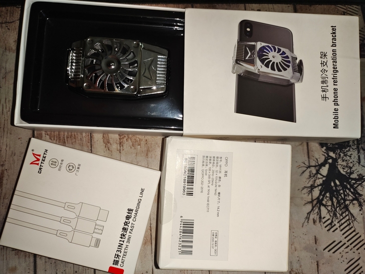 全新两个oppo耳机,是两个耳机3.5毫米...