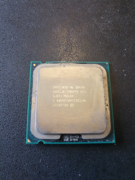 联想品牌机拆机下来的英特尔酷睿2 E840...