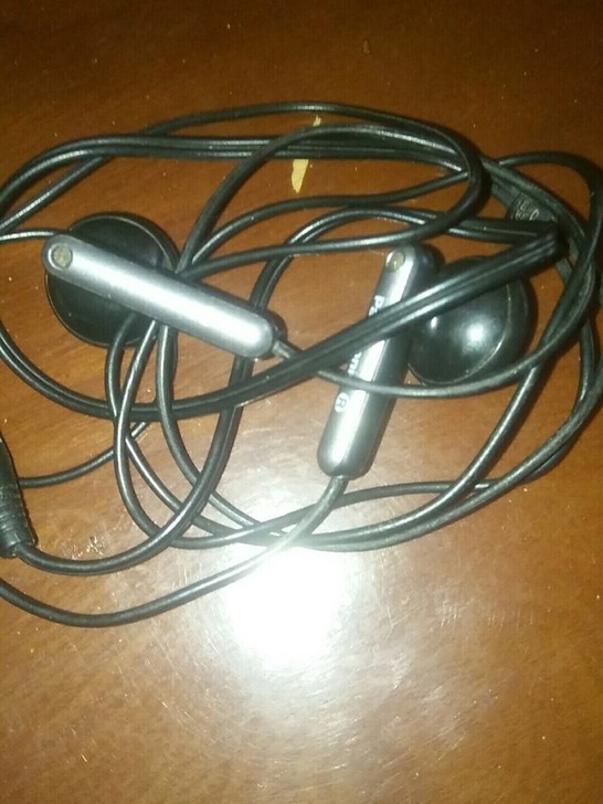 松下耳机，短线配机版本，声音特别好，绝对正...