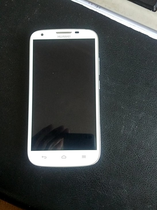 华为 手机  大屏幕  什么型号忘记了