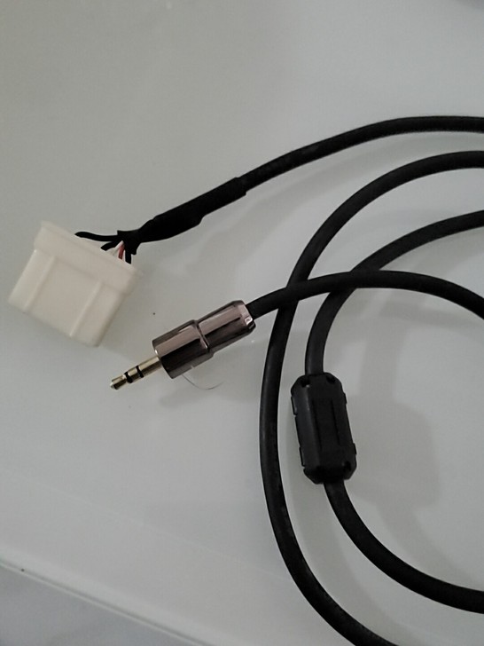 马自达6秋叶原线带磁环,没怎么使用,车卖了...