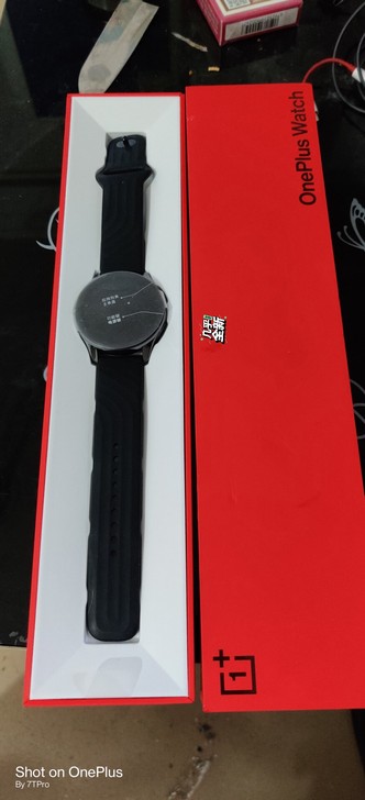 苏宁店入手首发一加手表，才使用几次，基本充...