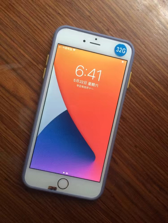 苹果6sp工作机,游戏机。二手闲置手机iP...