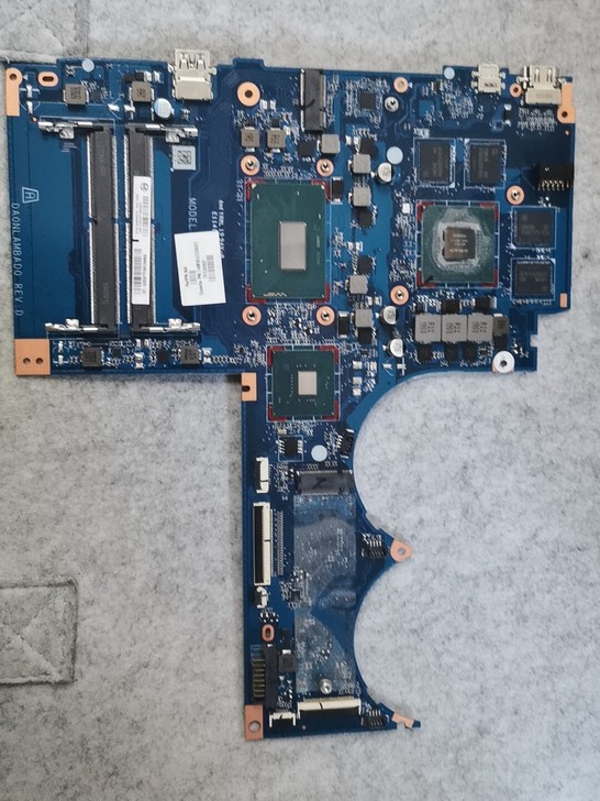 雷神911 i7 8750 1050显卡笔...