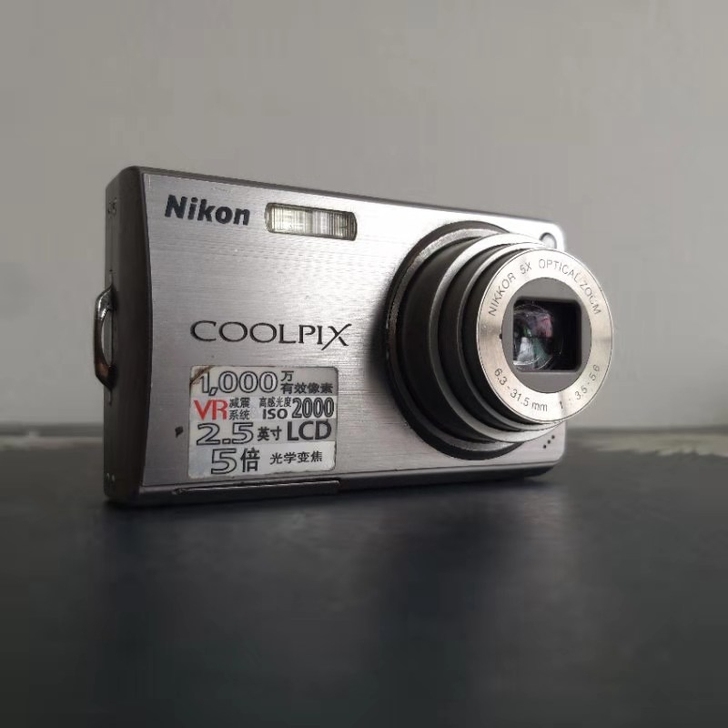 尼康Coolpix S550 便携式小巧数...