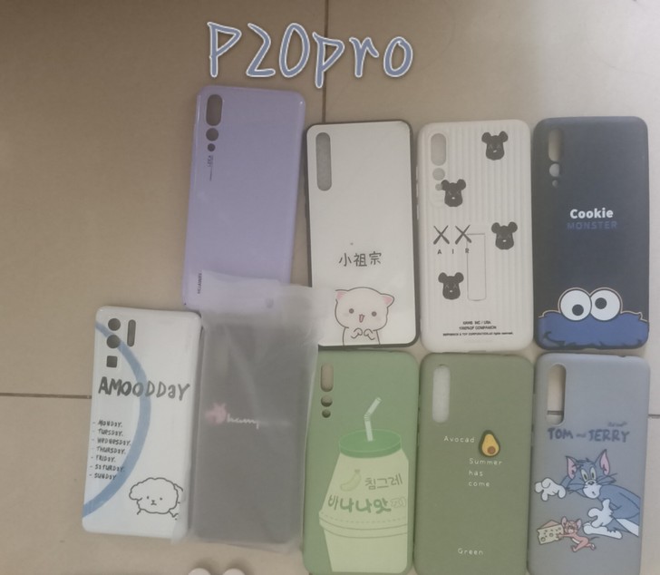 换了新手机,收拾出好多手机壳