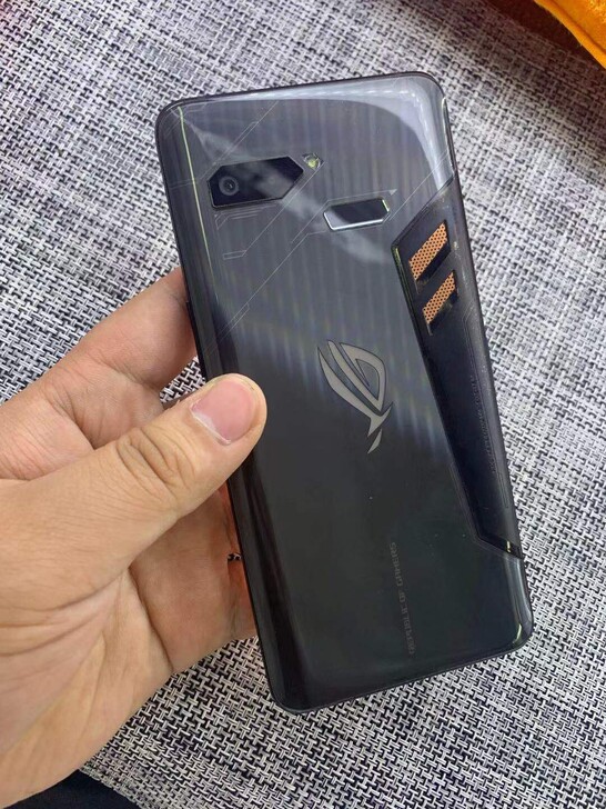 华硕rog一代   8+512g双卡全网 ...
