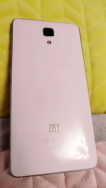 小米4 手机 贝壳白色