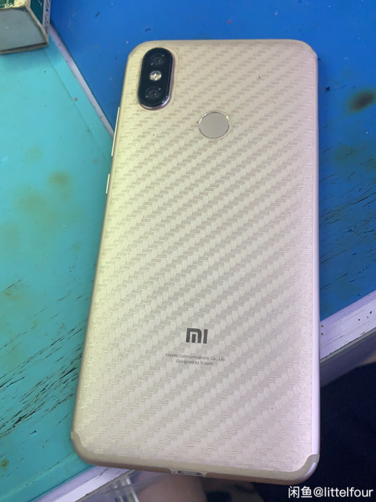 小米6X 八九新金色后盖 带指纹排线 还有...