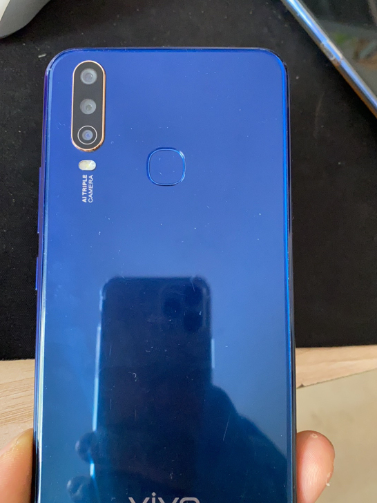 vivo u3x 4+64g 手机 外屏碎...