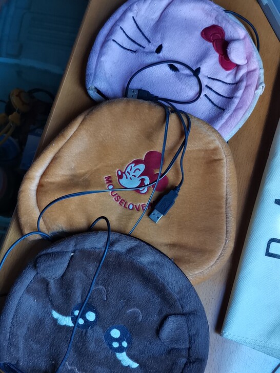 暖手宝USB鼠标垫 3个一起走