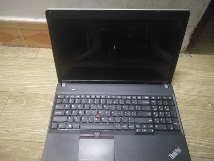 出一台自用的联想E545笔记本电脑，正常使...