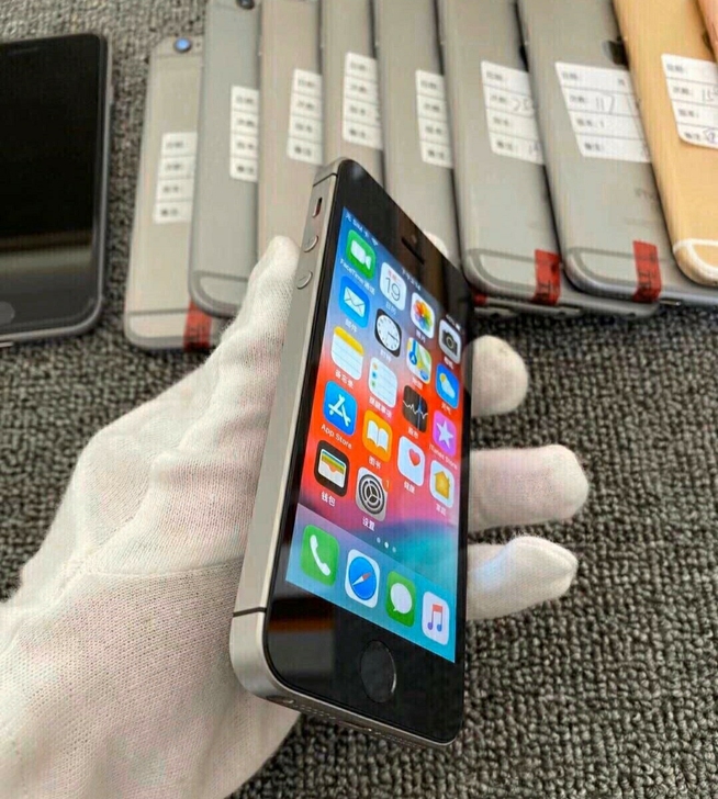 仅激活未使用 iPhone se 32G1...