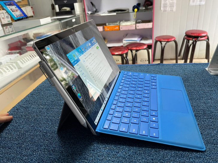 微软surface4pro 8+256g固...