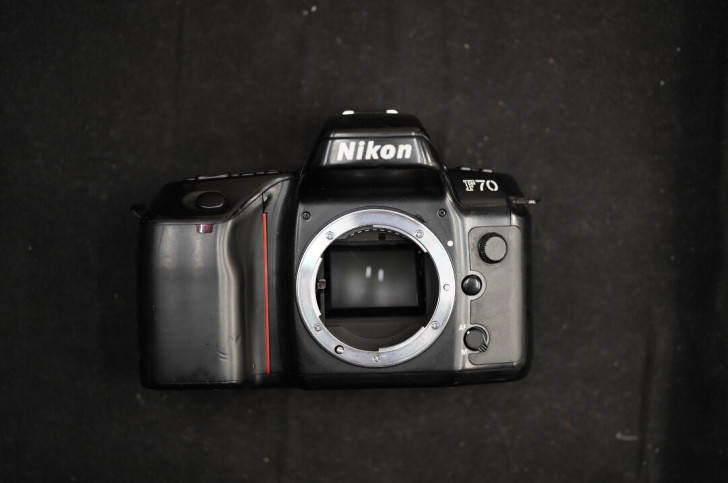 尼康 f70胶片单反相机 f80 f90