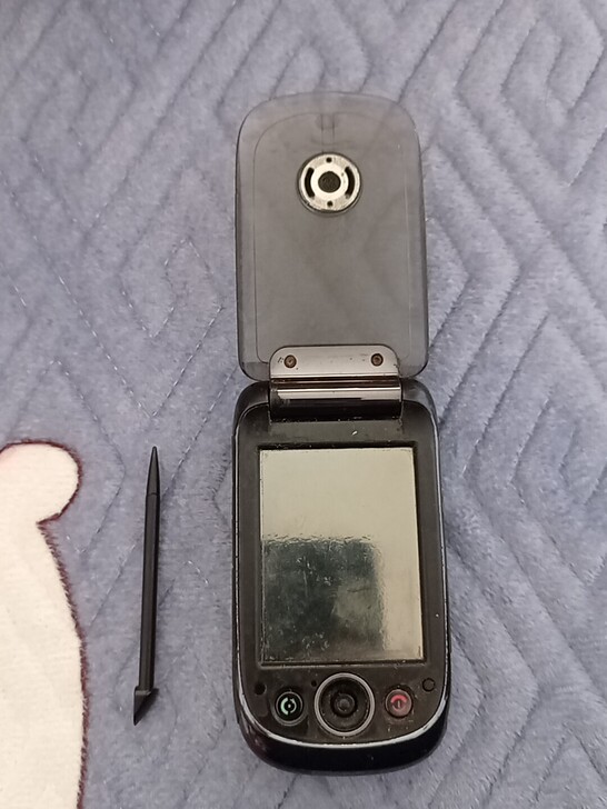 摩托罗拉A1800，摩托罗拉翻盖手机