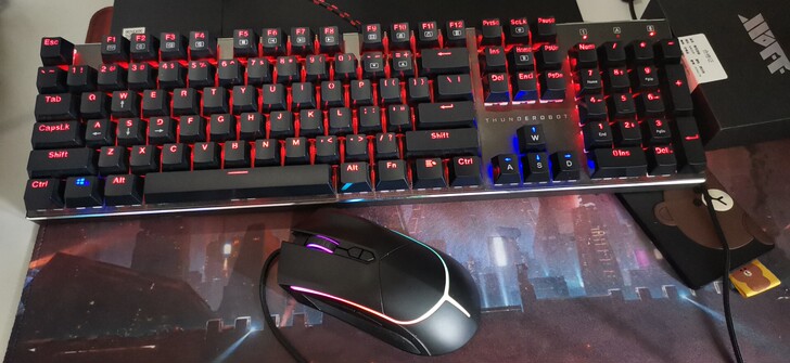 全新雷神电竞套装 三件套，鼠标 键盘 还有...