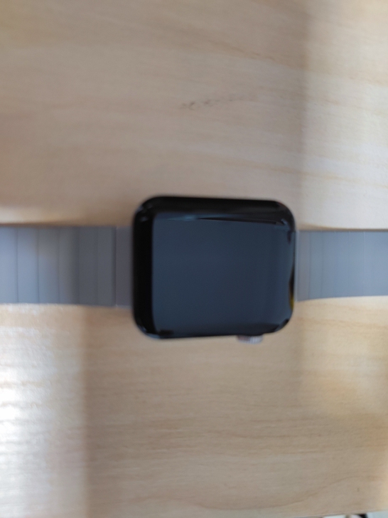 小米手表 科技银该设备屏幕完好,