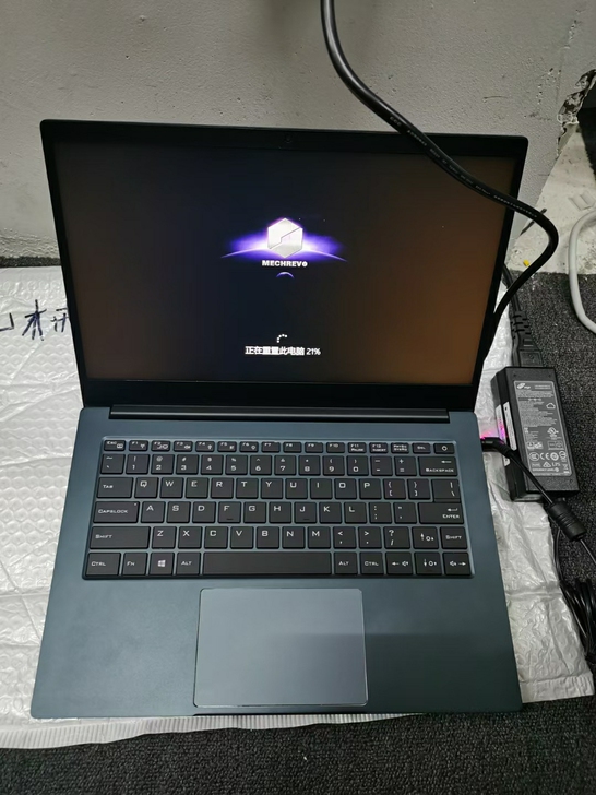 自用机械革命S1 Pro 十代i5/8G/...