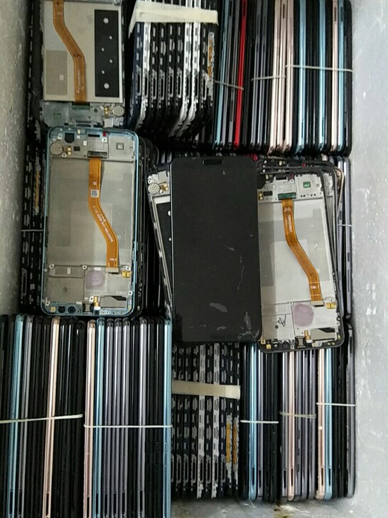 荣耀V10、华为nova2s爆面内好屏幕总...