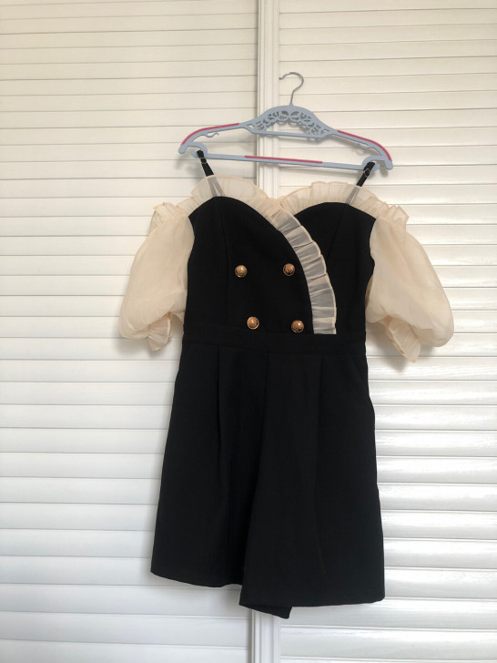 黑色吊带一字肩连体裤 M码 穿洗过一次 几...