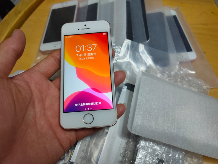 iPhone SE苹果se 16G/32g...
