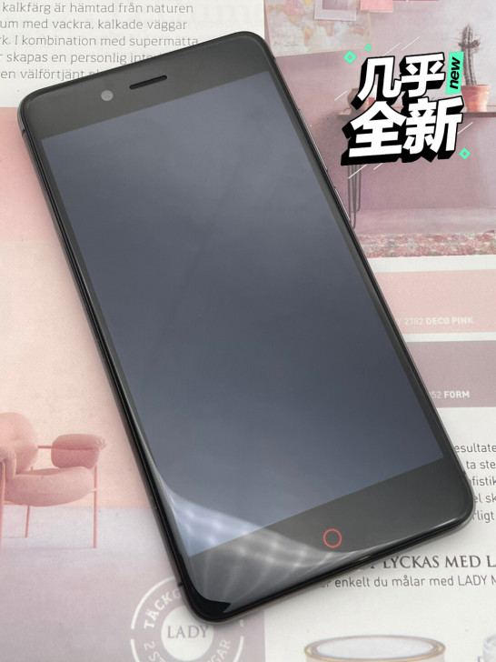 努比亚 z11mini C罗签名版 小牛5