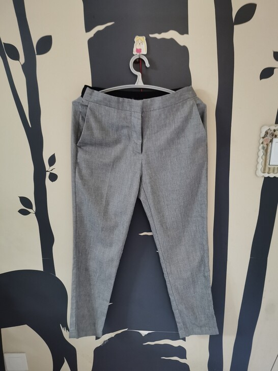 ZARA 英伦风 裤子 九分 裤长85 臀...