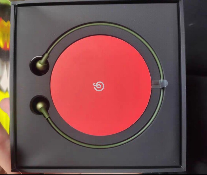 网易云音乐氧气耳机 69