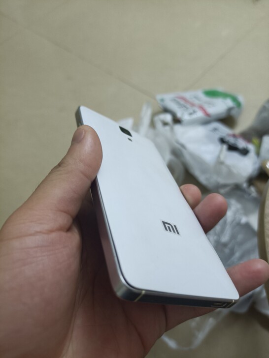 小米4,3+16工作游戏机已root,屏幕...