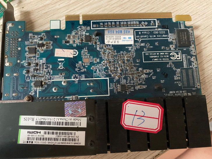 蓝宝石HD5450电脑显卡，1G，有需要的...