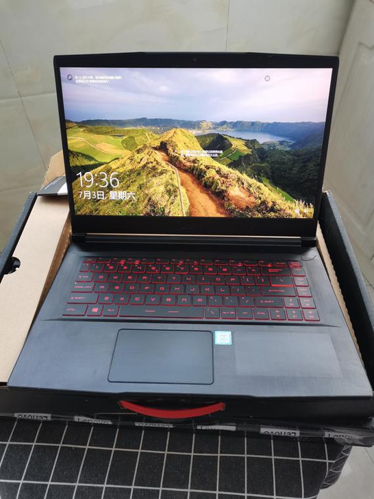 微星GF63笔记本电脑 i5八代gtx10...