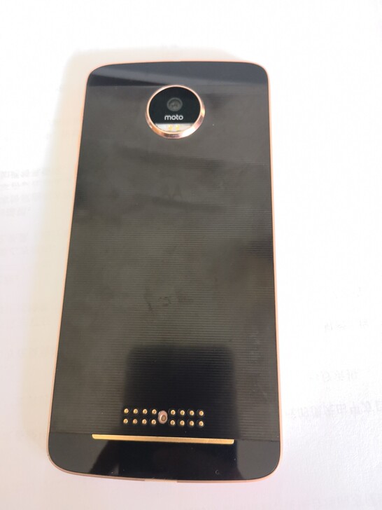 出自用国行摩托罗拉XT1650-5。