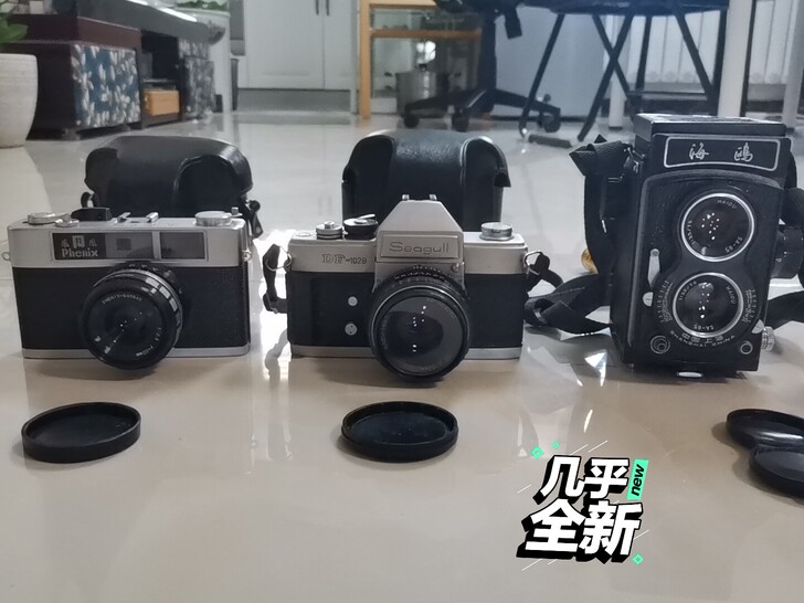 3个自己收藏的机械相机：