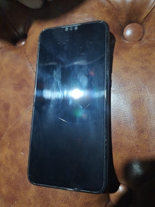 荣耀X8.128g，手机多了一部，带不了其...