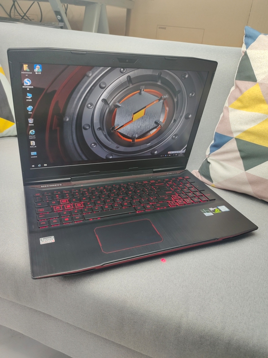 机械革命深海泰坦x1 i5-7300hq四...