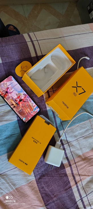 realme realme X7 Pro(...