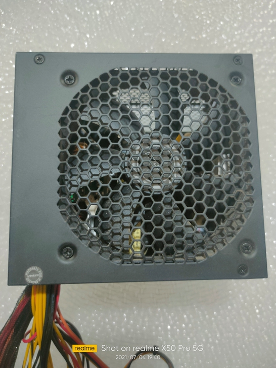 安钛克450w电源。拆机电源,U双四,卡单...