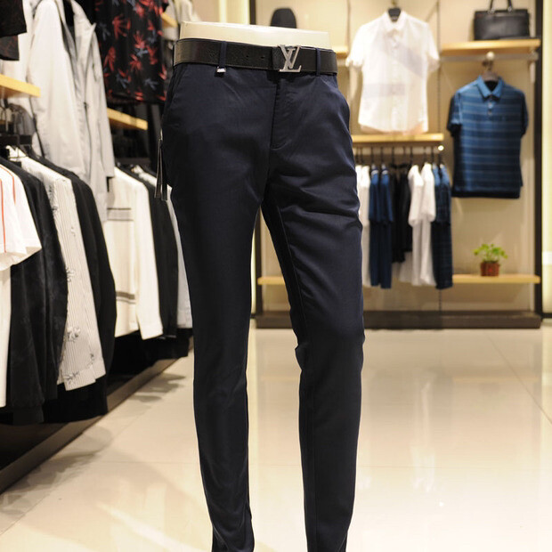专柜正品，白菜价清仓关店，休闲商务修身时尚...