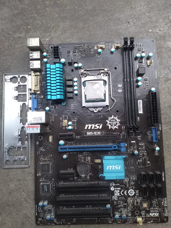 I5 4690CPU 微星B85主板 主板...