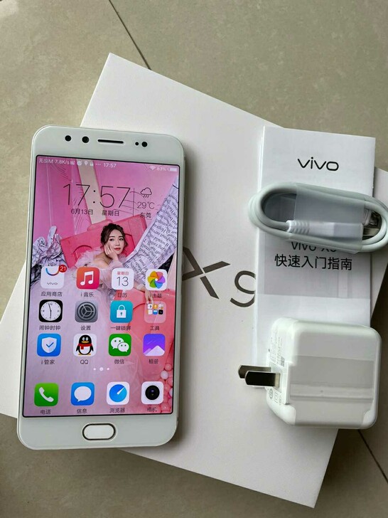 vivox9几乎全新的正版手机，只用了一两...
