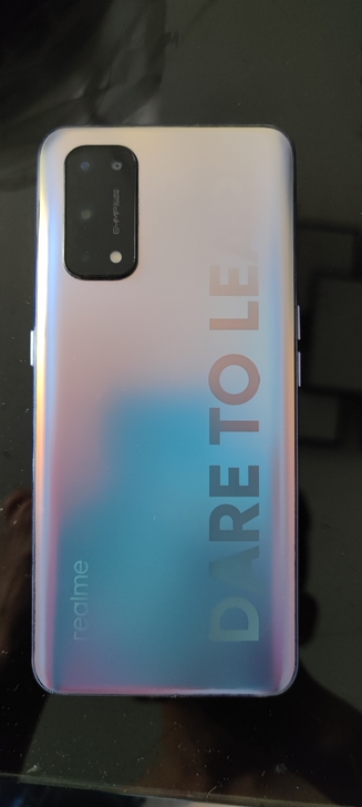 realme x 7pro  8+128G...