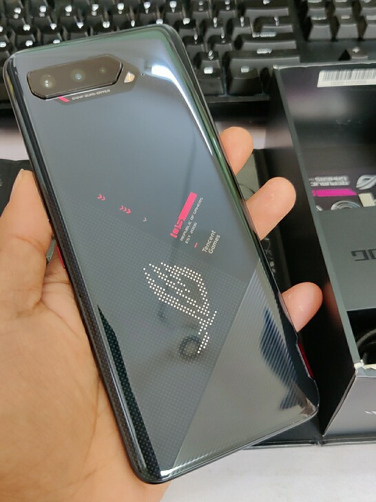ROG游戏手机5 12+256GB 暗影黑...
