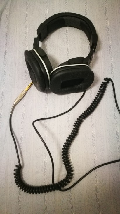 雅马哈录音监听耳机