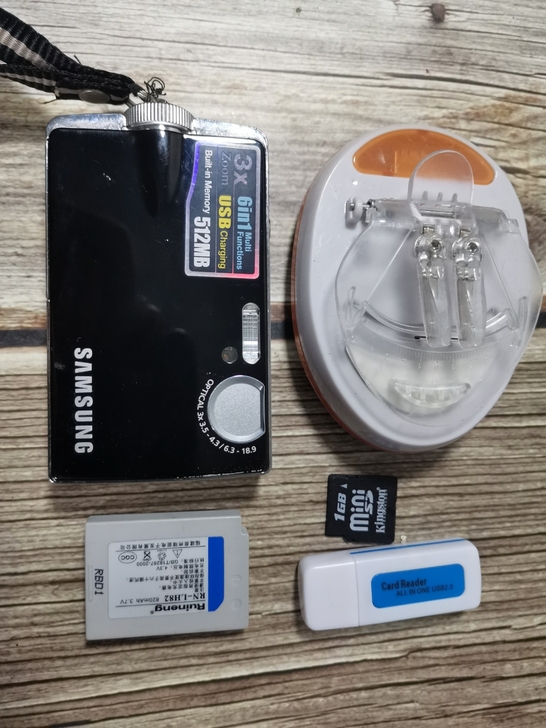 三星VP-MS15BL老ccd相机一个，